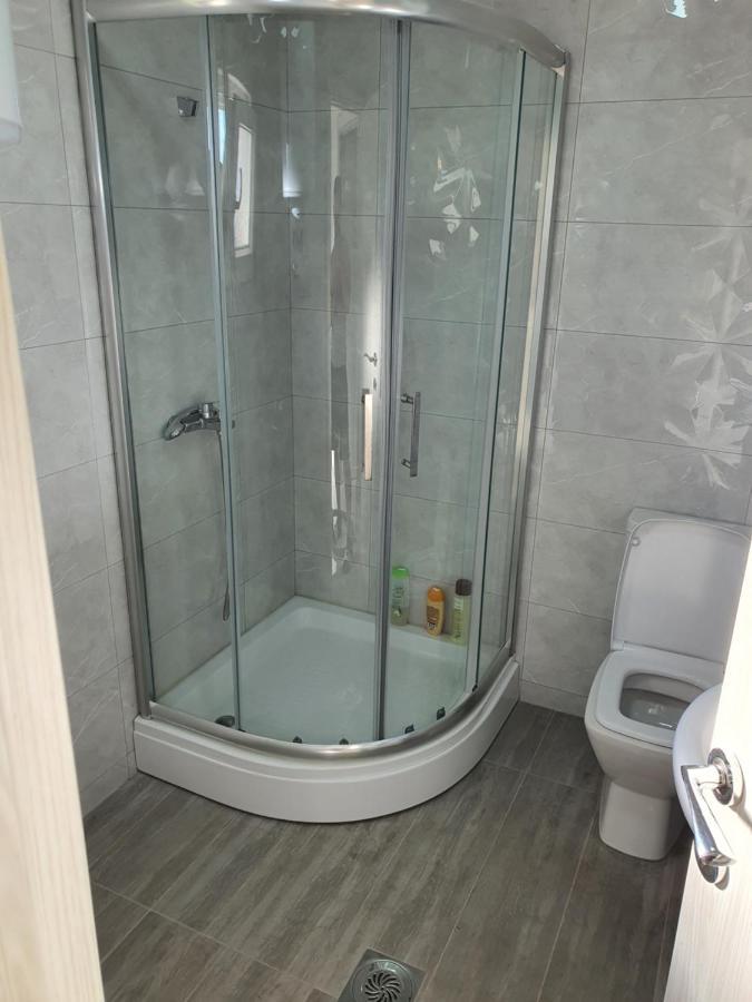 Apartman Tolosi 2 Podgorica Exterior foto